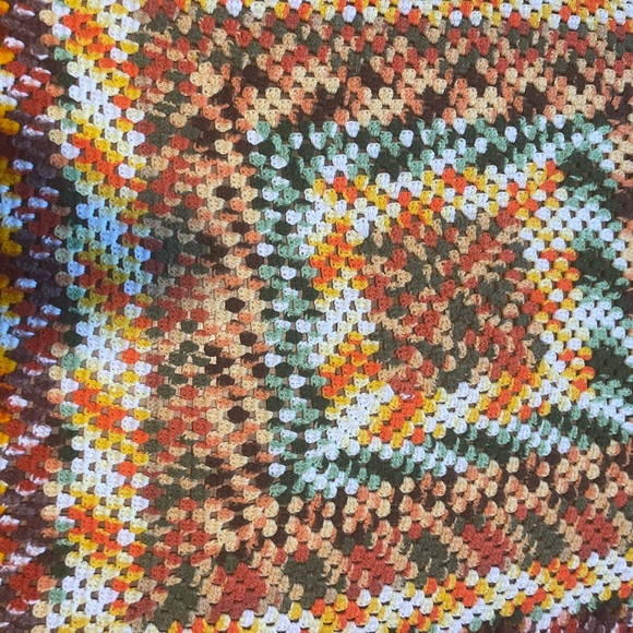 Vintage Granny Crocheted Throw Handmade with Love Sz 69-1/2” x 60” - Picture 3 of 5